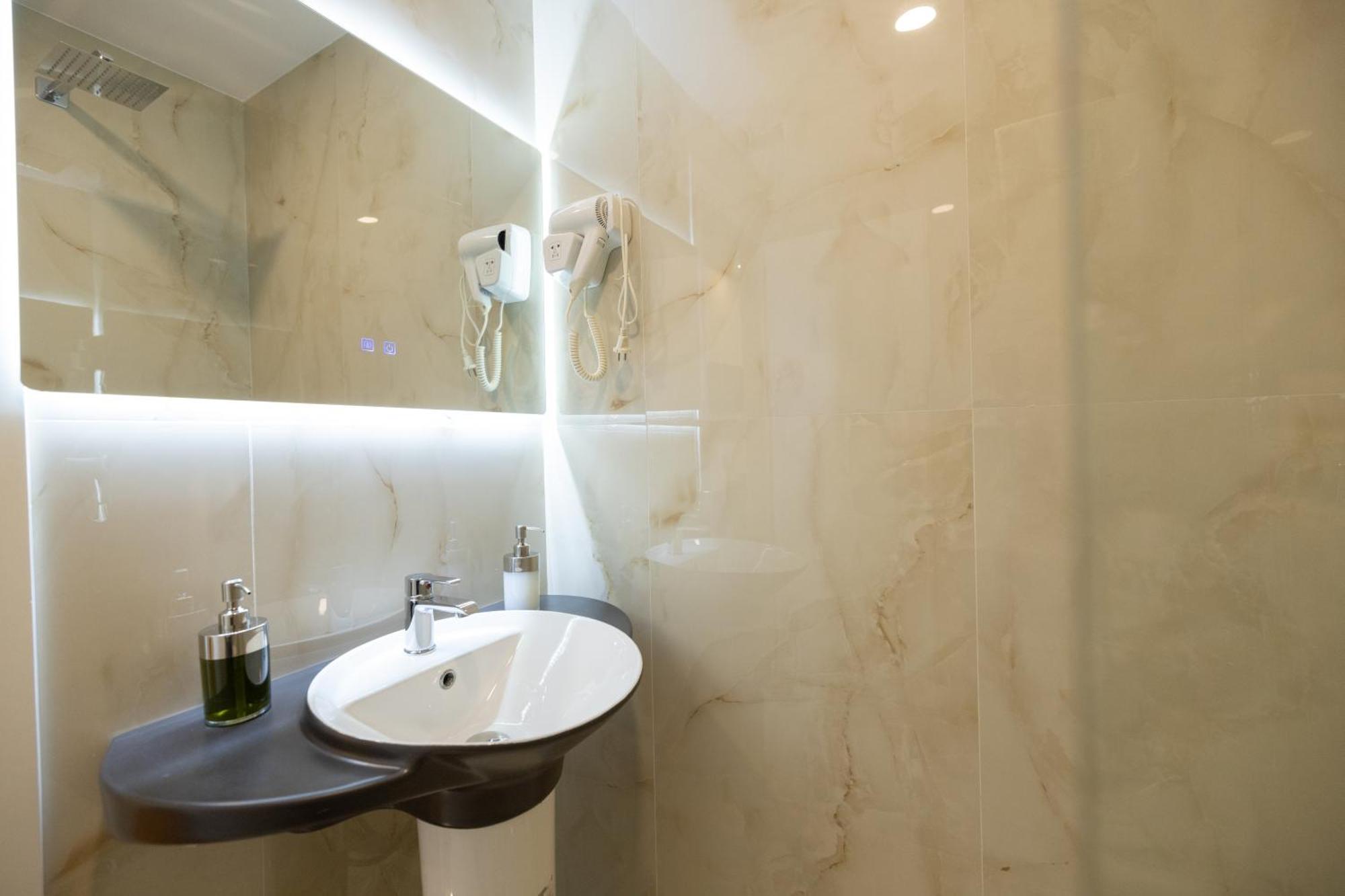 Green Boutique Hotel Vlore Exterior photo