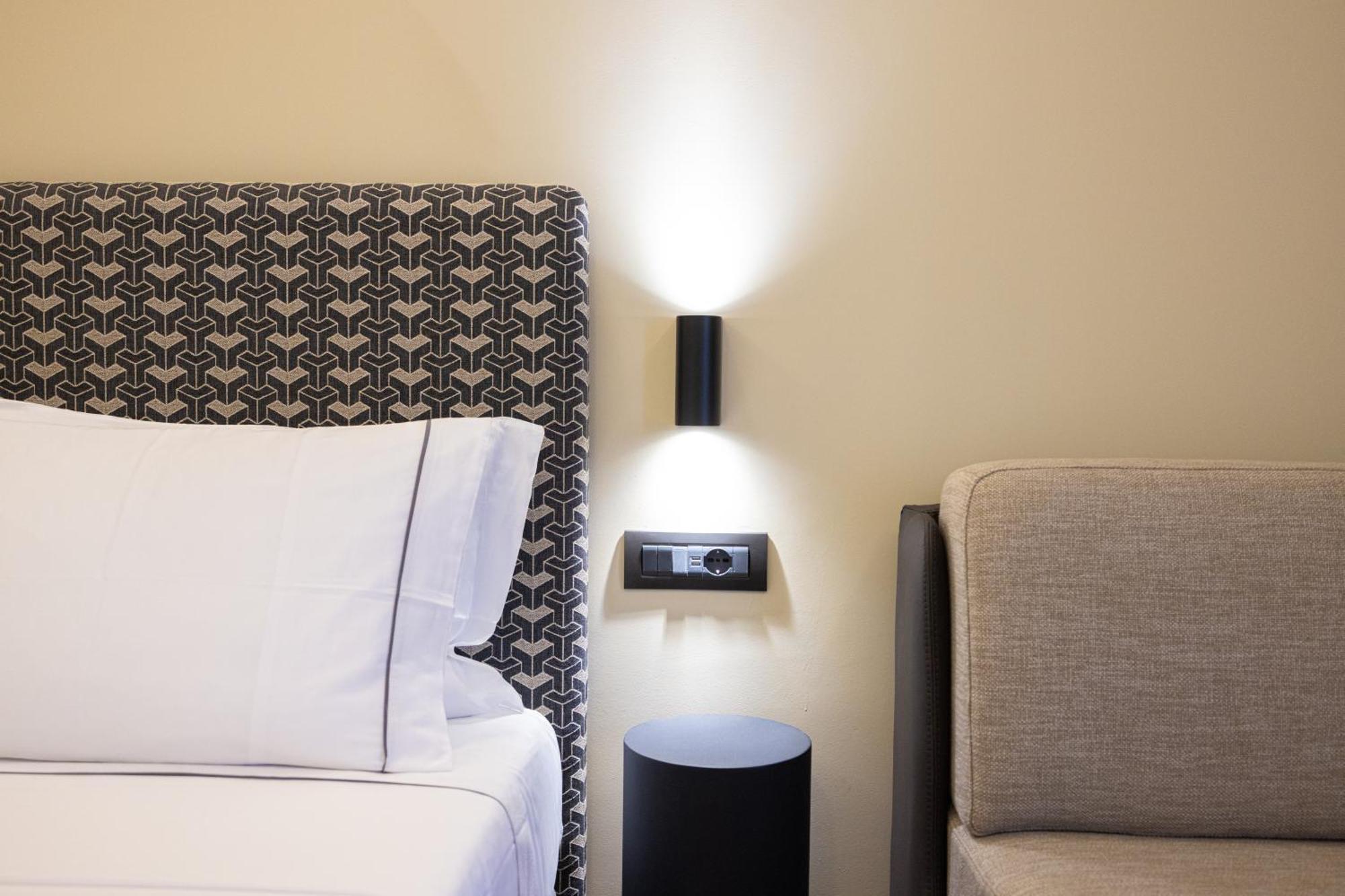 Green Boutique Hotel Vlore Exterior photo